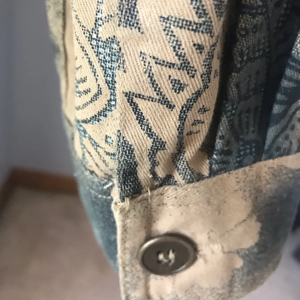 Tan/Teal Lightweight Jacket w/Beaded Details - Picture 6 of 7